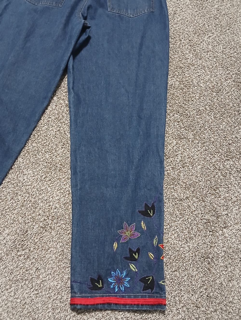 Chico's 100% Cotton Embroidered Wide Leg Denim Jeans - Multicolor Floral Detail - Picture 11 of 16